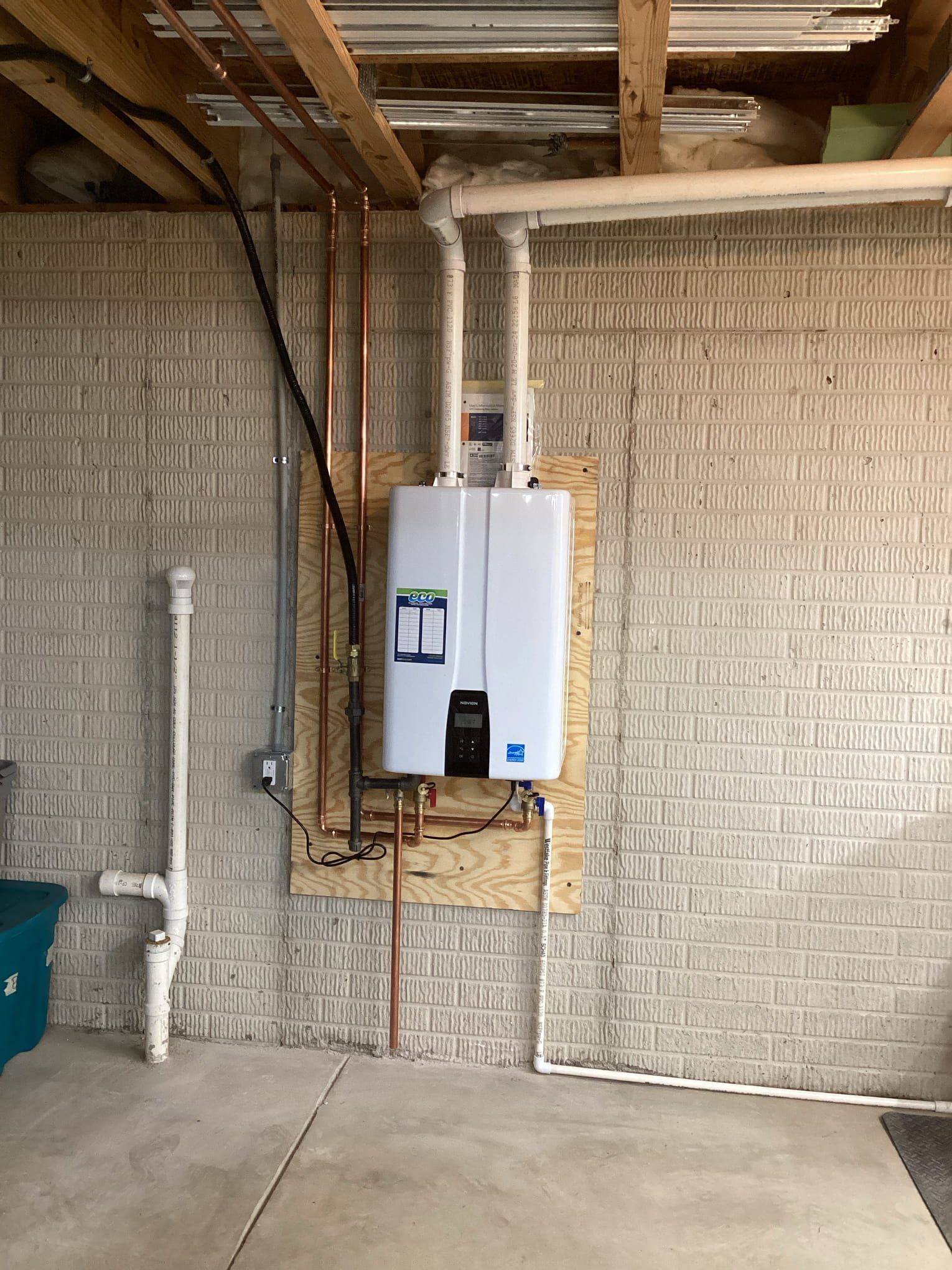 How When To Call A Professional For Water Heater Maintenance Can Lower Utility Bills