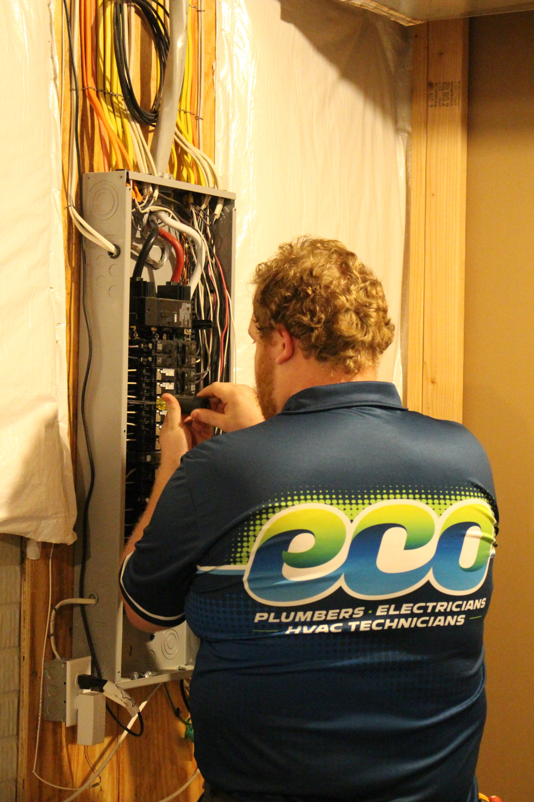 How a Panel Installation Company Prevents Power Overload Risks