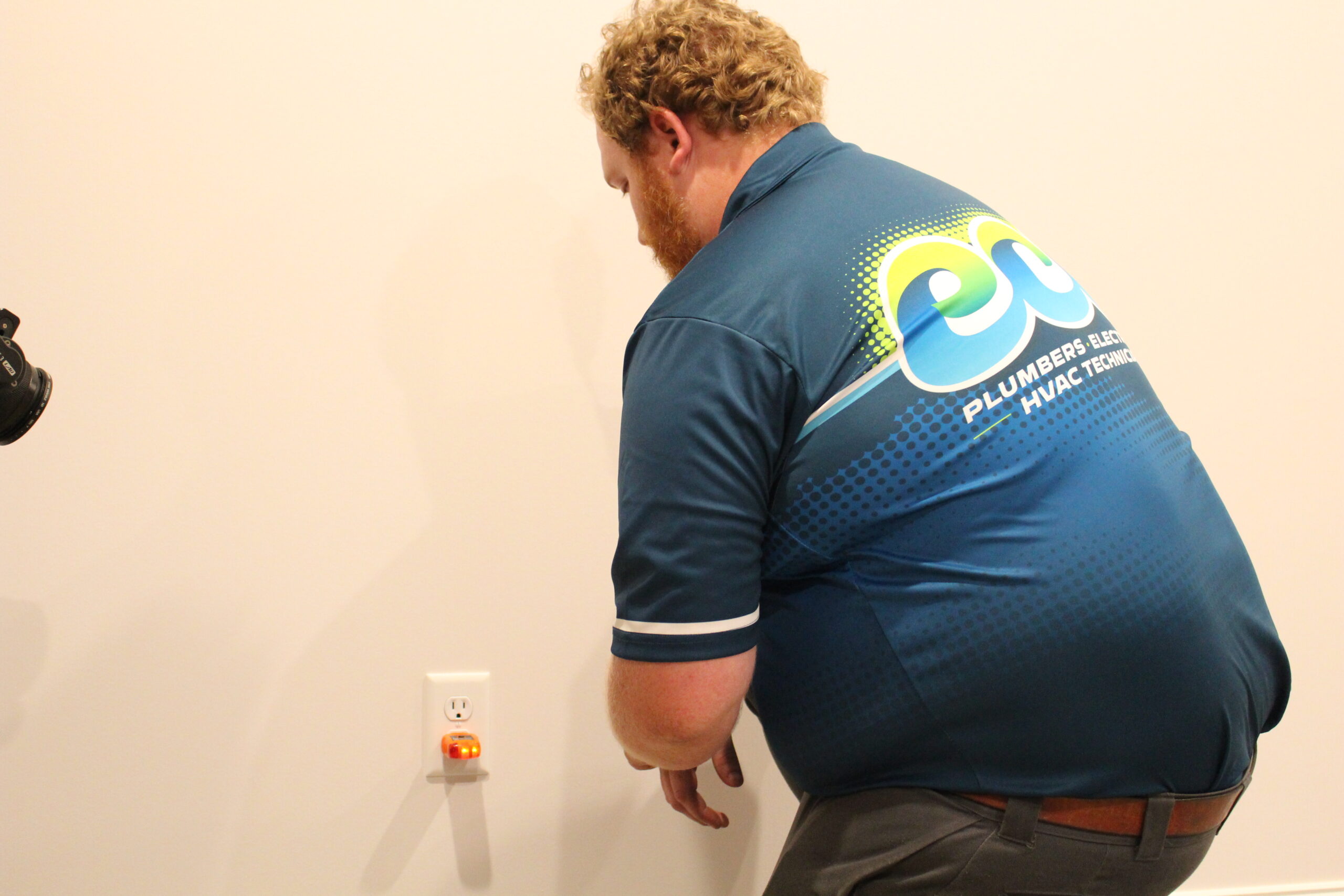 How Electrical Switch Installation Supports High Holiday Power Demands